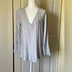 Treasure & Bond Women Grey Oxford Striped  Long
Sleeve Blouse M